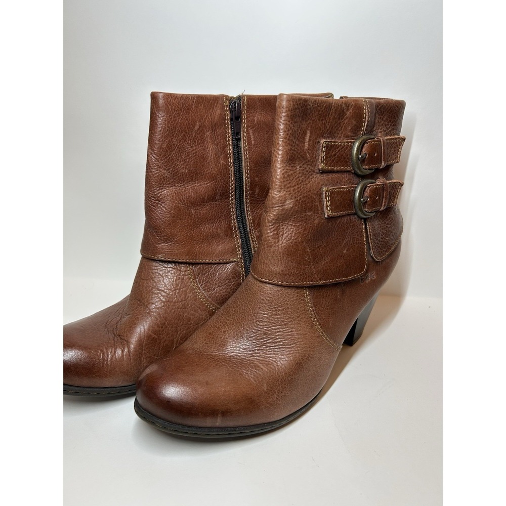 B.O.C Born Concept Traipse Brown Leather Booties Cuffed Double Buckle 9/40.5